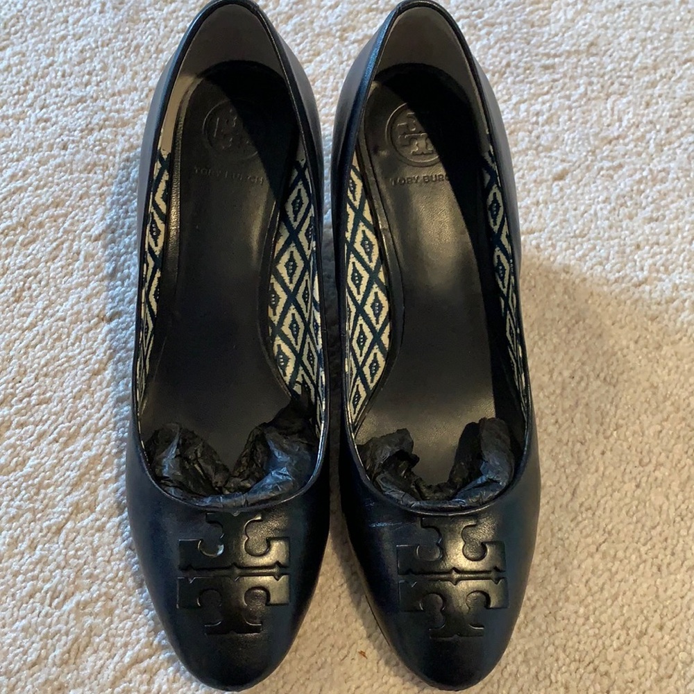 Tory Burch navy blue wedges (65MM)